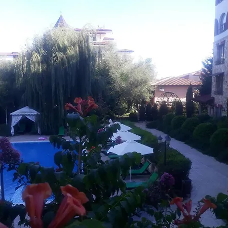 эстебан с 2 спальнями * Nesebar