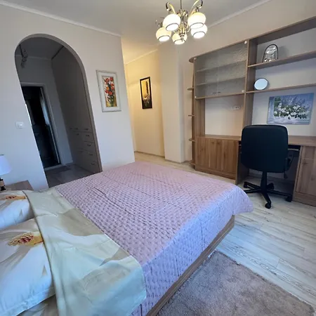 эстебан с 2 спальнями *