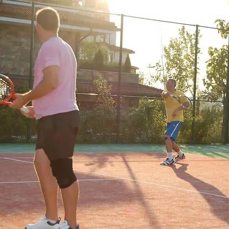 эстебан с 2 спальнями