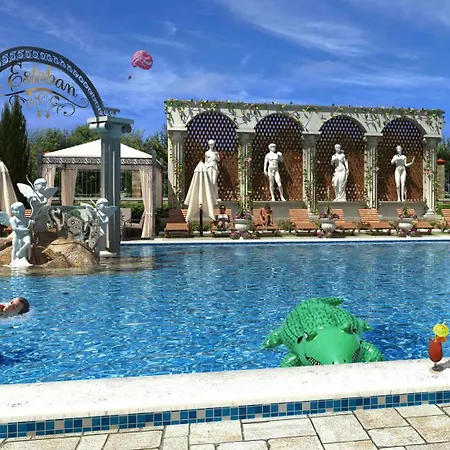 эстебан с 2 спальнями Несебър