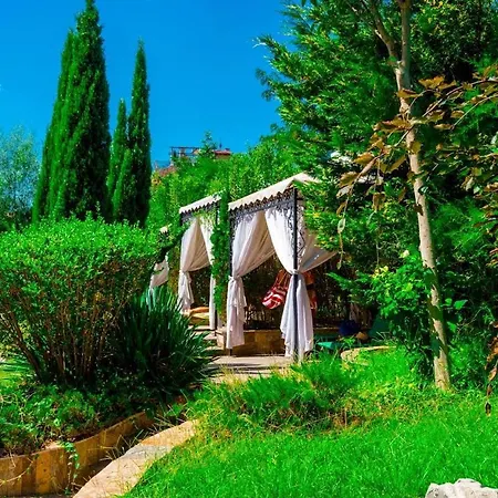 эстебан с 2 спальнями * Несебър